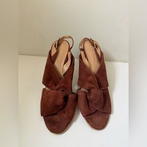 Banana Republic Women's Suede Heels, Brown, Size 7.